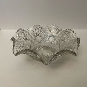 2/$20 - Beautiful vintage sculpted glass bowl.